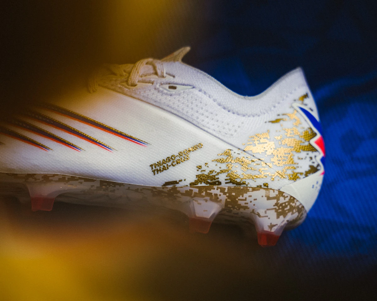 post card Loja online Fútbol Emotion Portugal - Blogs de futebol - Sorteio NB Football Chuteiras Raheem Sterling Euro 2020 - 2.webp